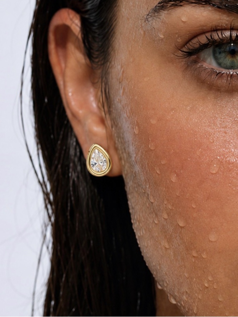 Gold Pear CZ Stud Earrings (4527)
